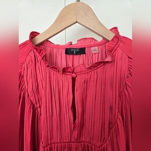 T Tahari Women's Long Sleeve Pleated Blouse